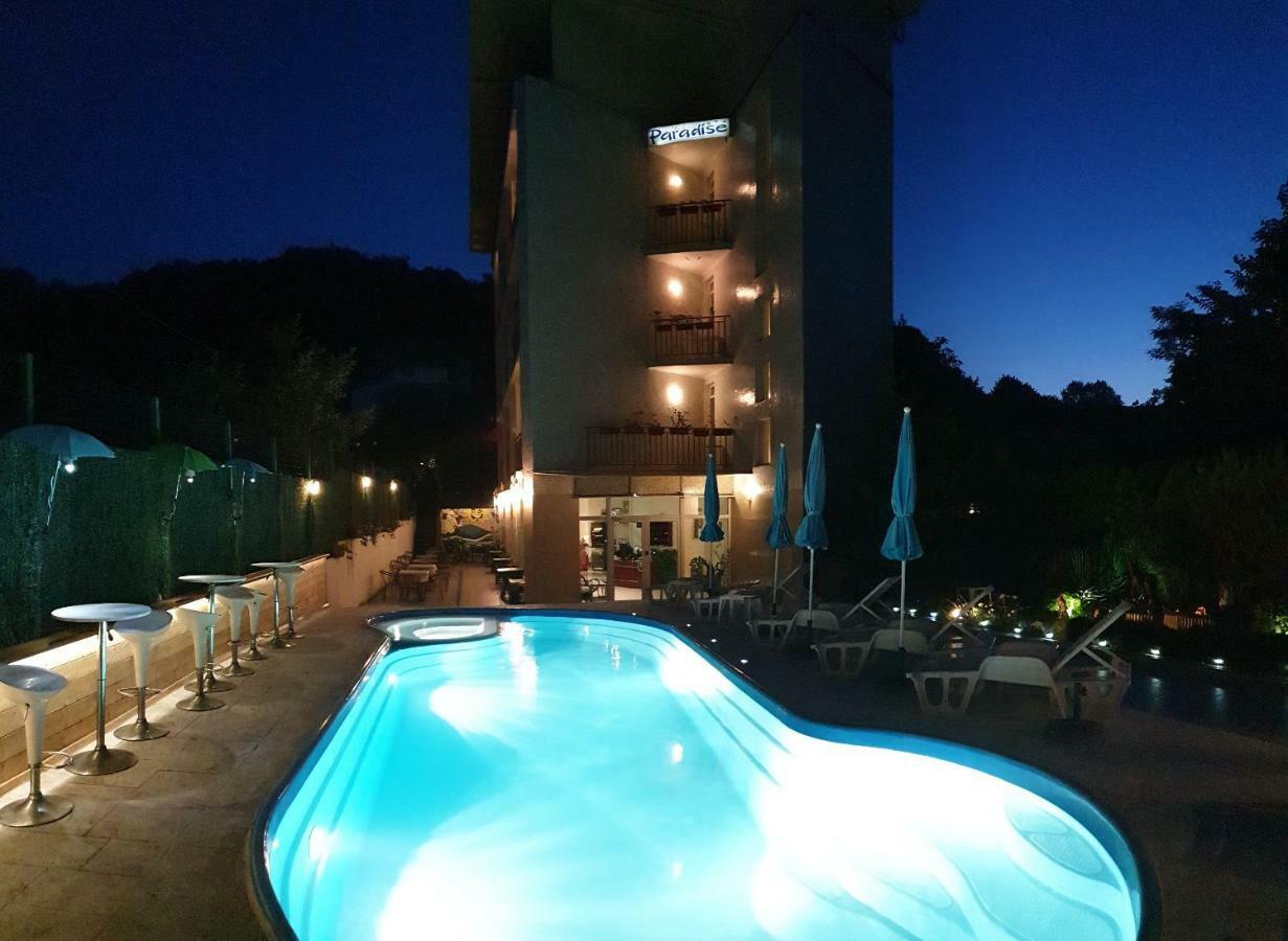 Hotel Paradise Golden Sands Exterior photo